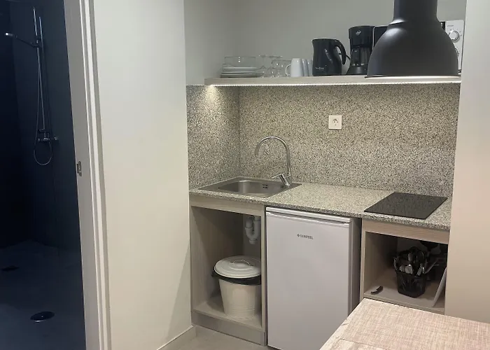 Idafe アパートホテル