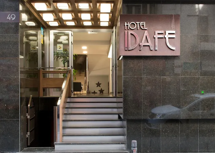 Idafe アパートホテル